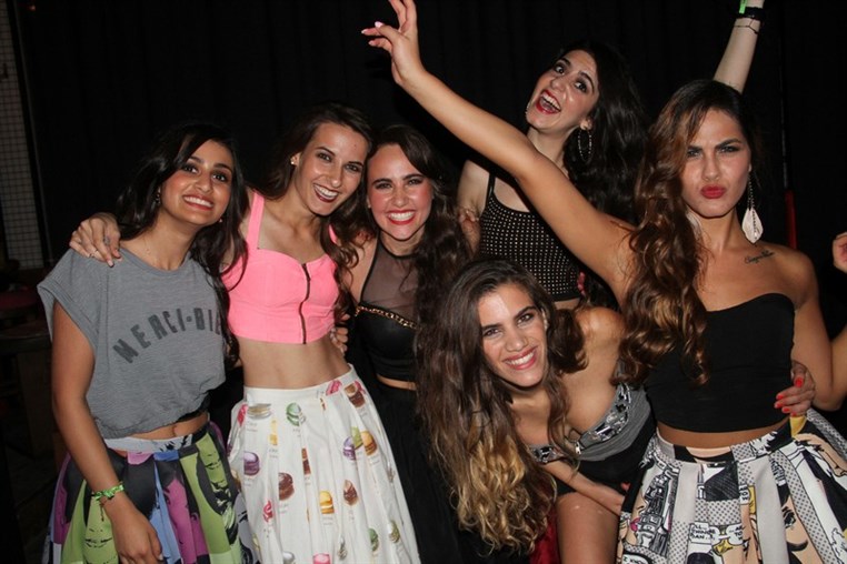 Red Cross LAU Dont Stop The Beat